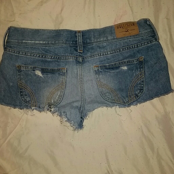 HOLLISTER SHORTS - Picture 3 of 4